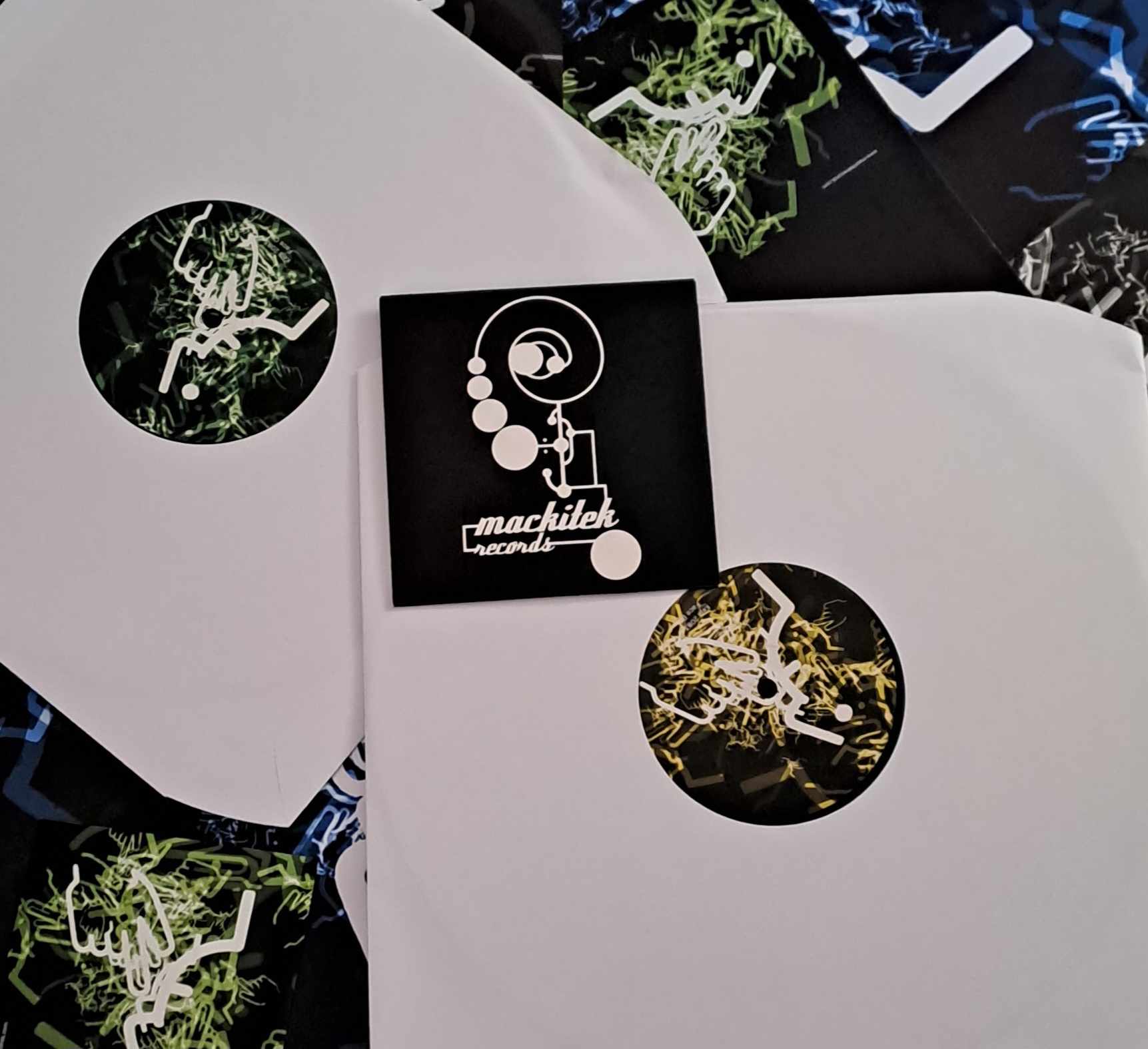 Keja 2083 LTD (double album+CD+Stickers) (dernières copies en stock) - vinyle tribe